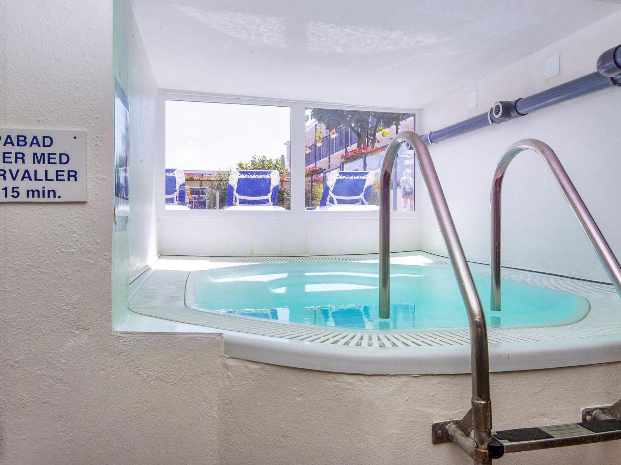 5 Person Holiday Home On A Holiday Park In Glesborg Buitenkant foto
